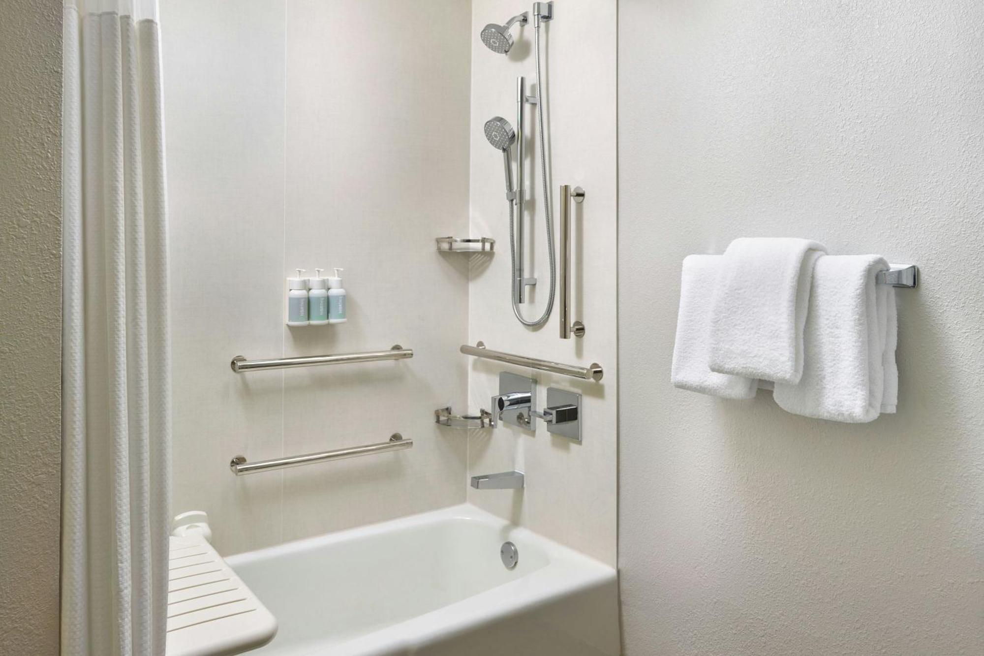 Hotel Courtyard By Marriott Newark Elizabeth Zewnętrze zdjęcie